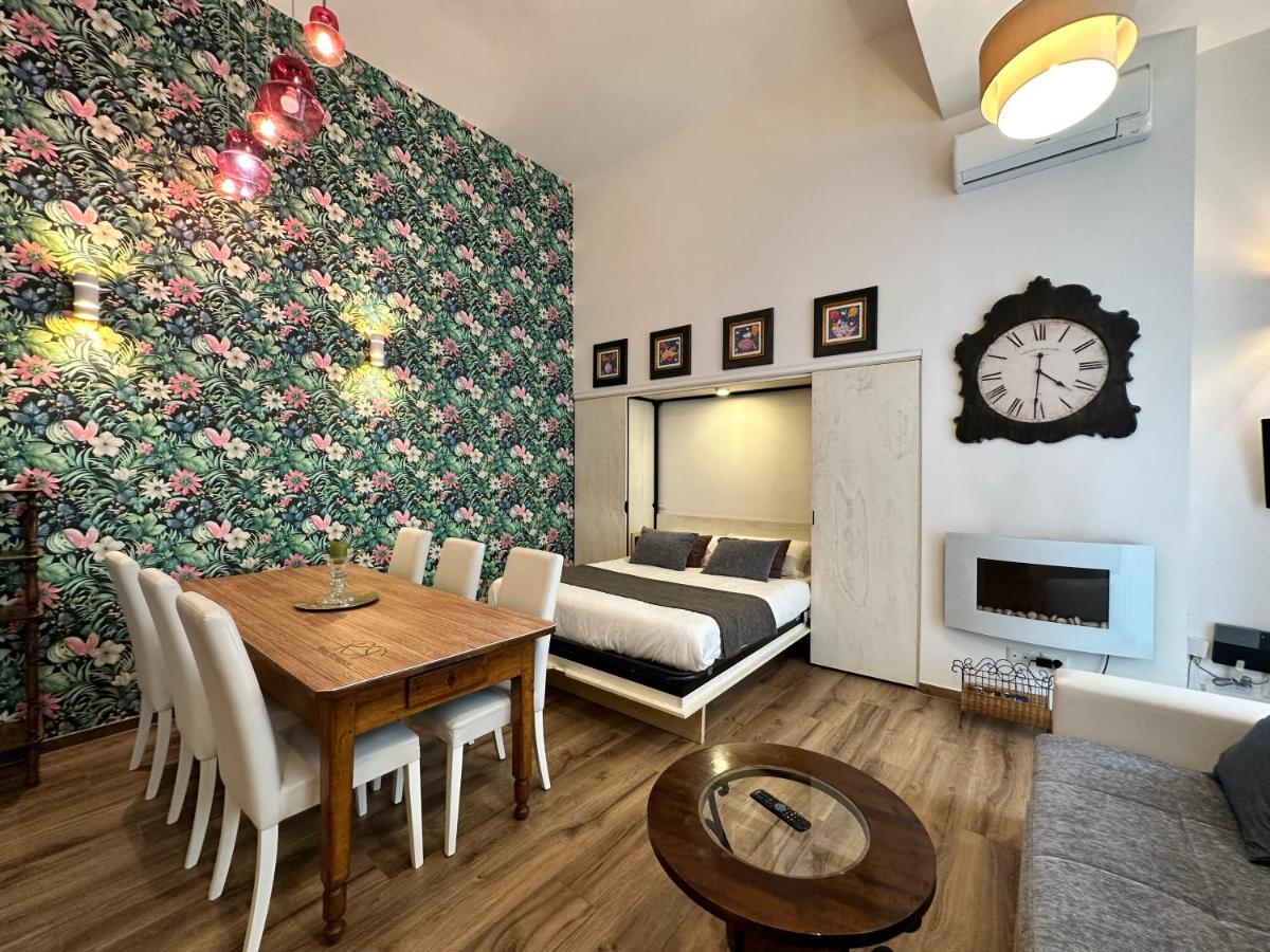 Relais Romagnosi Apartment Ngoại thất bức ảnh