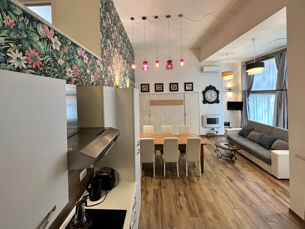 Relais Romagnosi Apartment Ngoại thất bức ảnh